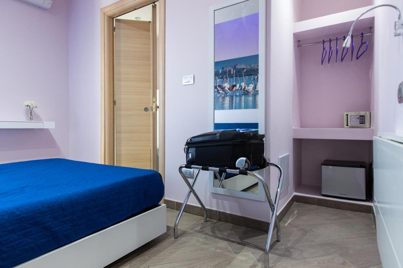 A View On Cagliari Hotel Room photo